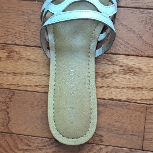 Kelly and Katie sandals size 7 - Picture 3 of 5